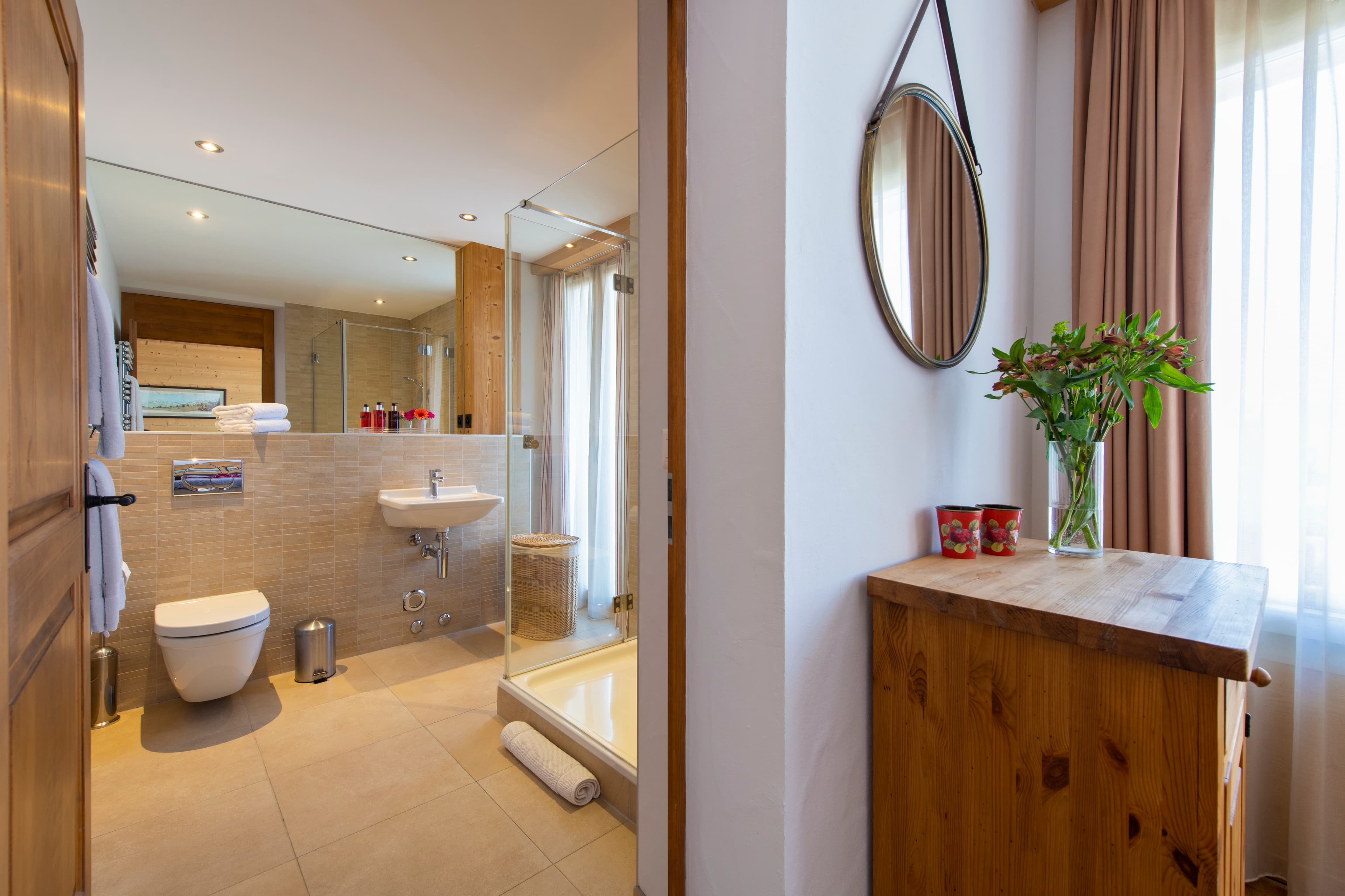 Balthazar 4 gallery image 4